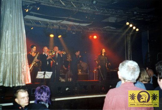 Engine 54 (D) Conne Island, Leipzig - Maerz 2002 (7).jpg